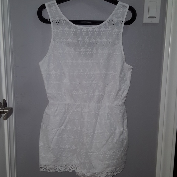 Romper - Picture 3 of 5